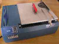 �A���~�͐n�̎������k�߂܂��c